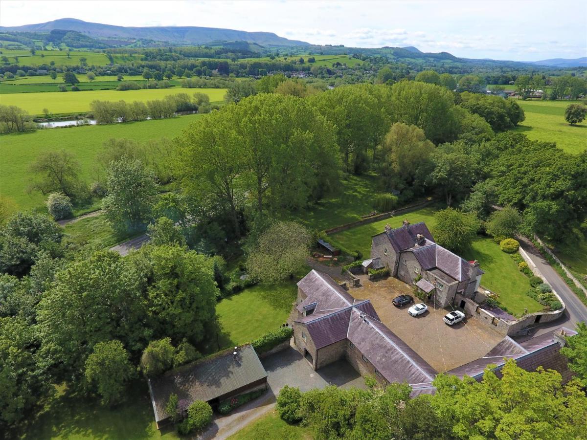 Glanhenwye Courtyard Cottages Glasbury Luaran gambar