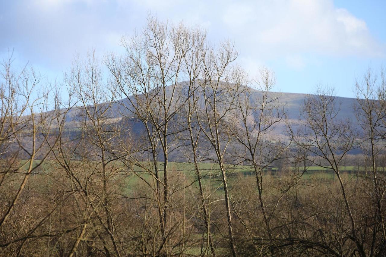 Glanhenwye Courtyard Cottages Glasbury Luaran gambar
