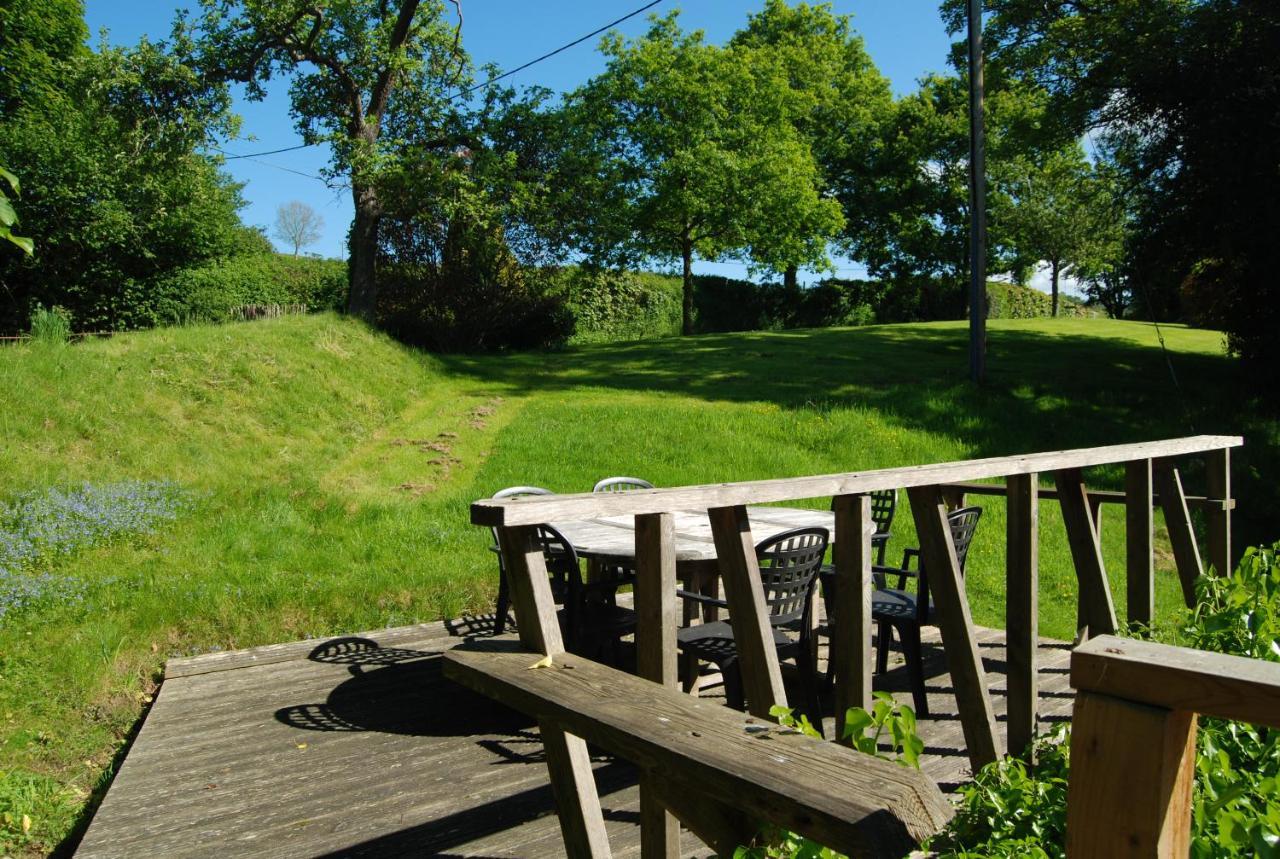 Glanhenwye Courtyard Cottages Glasbury Luaran gambar