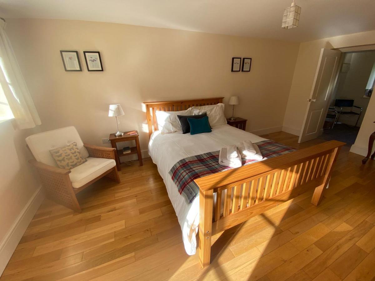 Glanhenwye Courtyard Cottages Glasbury Luaran gambar