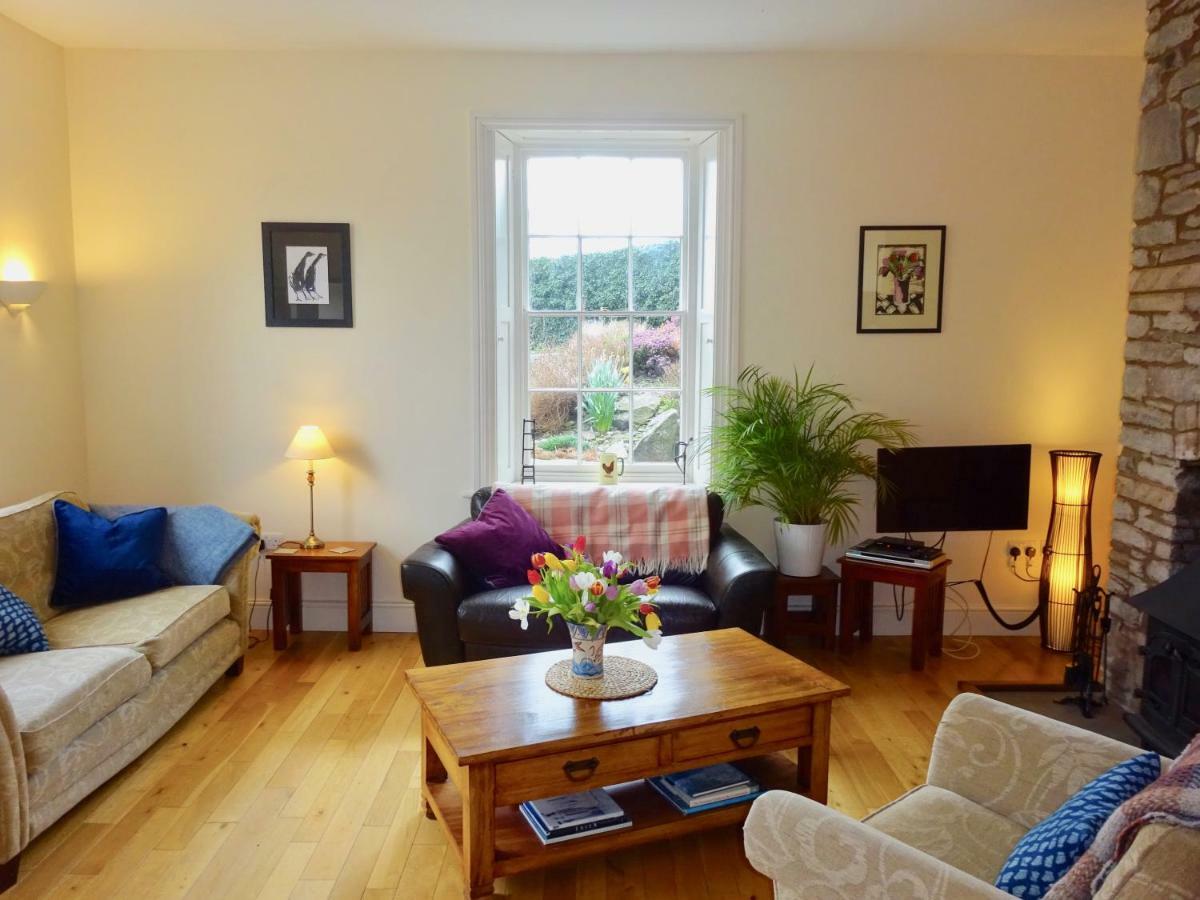 Glanhenwye Courtyard Cottages Glasbury Luaran gambar