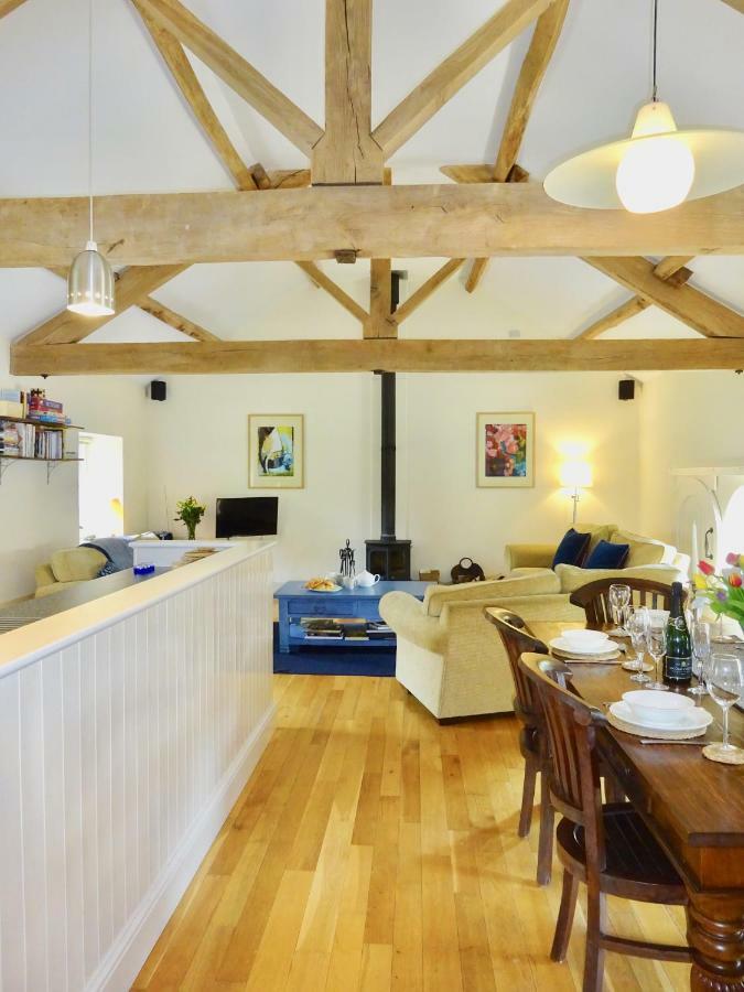Glanhenwye Courtyard Cottages Glasbury Luaran gambar