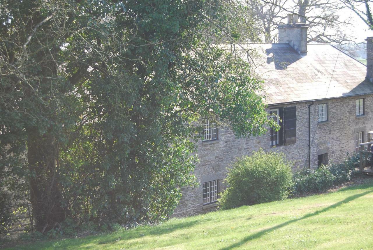 Glanhenwye Courtyard Cottages Glasbury Luaran gambar