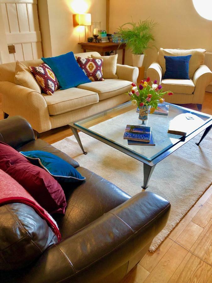 Glanhenwye Courtyard Cottages Glasbury Luaran gambar