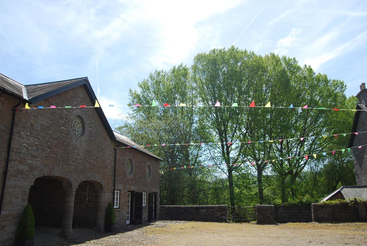 Glanhenwye Courtyard Cottages Glasbury Luaran gambar