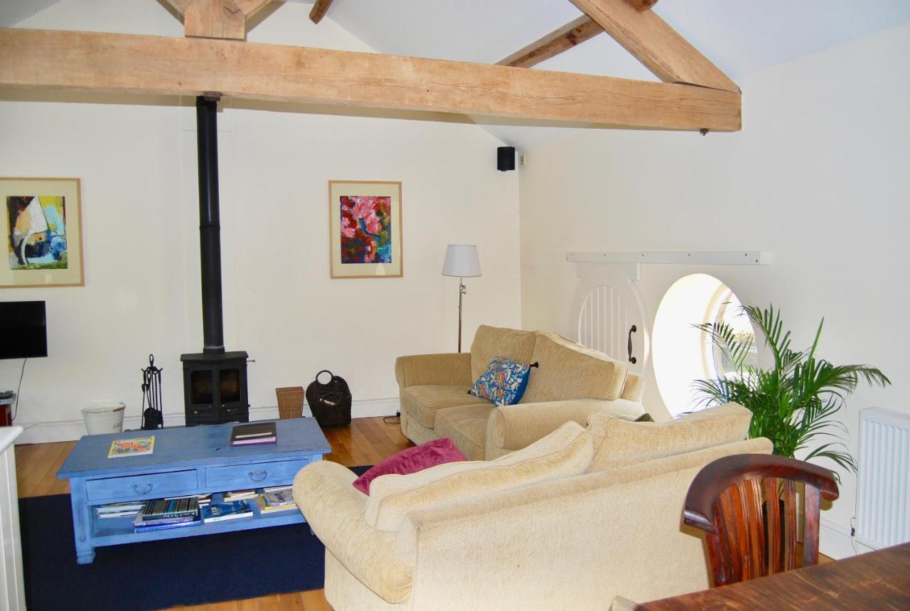 Glanhenwye Courtyard Cottages Glasbury Luaran gambar